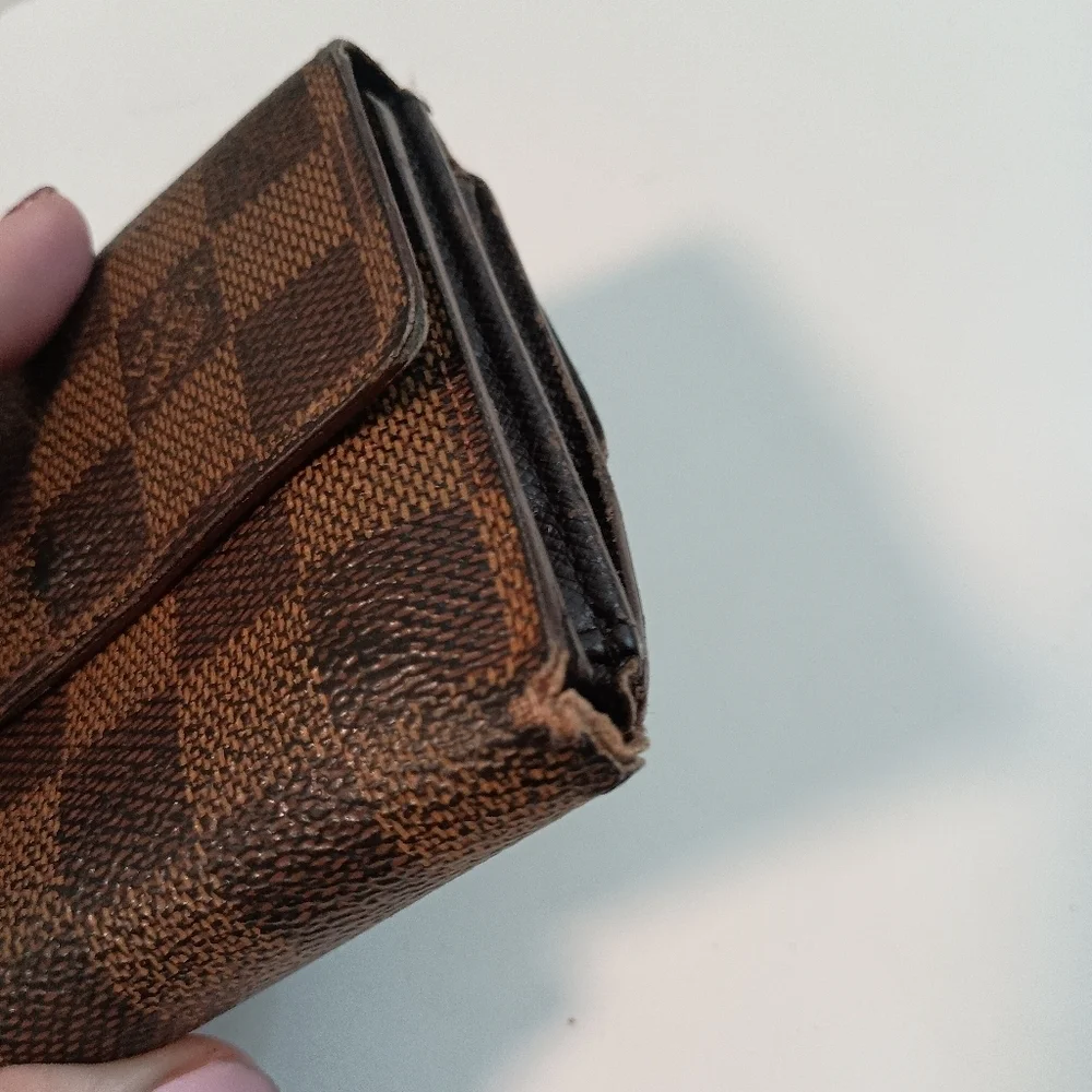 Authentic Louis Vuitton Damier Portefeuille Elise Wallet Purse